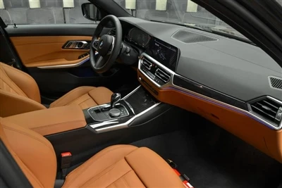 BMW va presentar una nova versió modificada del BMW 330i.