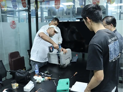 La fabricació de seients de cotxe Xiamen Kench dóna la benvinguda als clients...