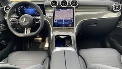 El gran interior del Mercedes GLC 300 Coupe